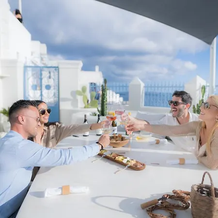 Villa Mansion Oia (Santorini)